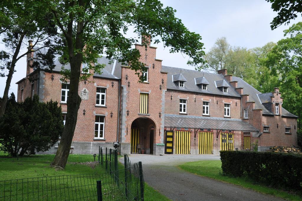 Отель Lozerkasteel Кройсхутем Экстерьер фото